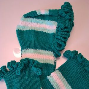Hand Knitted Hat/Scarf, Girl's 7-9 years, Green